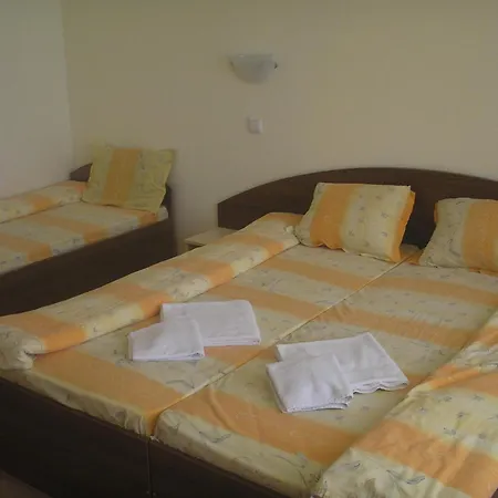 호텔 семеен атива - Family Ativa 3*