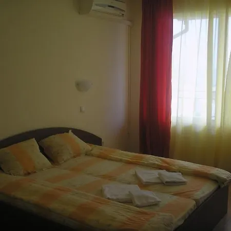 семеен атива - Family Ativa 로제넷츠