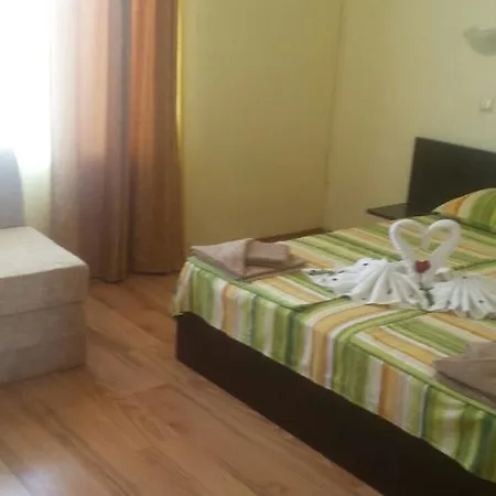 호텔 семеен атива - Family Ativa 로제넷츠