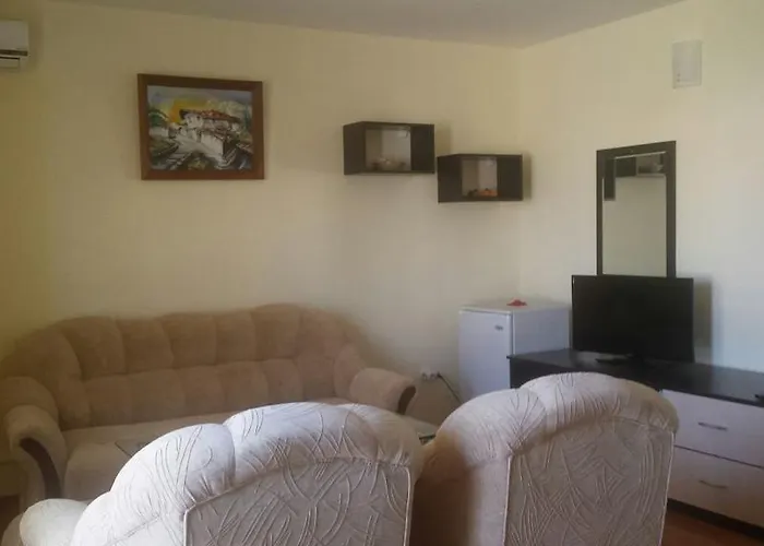 Hotel семеен атива - Family Ativa 3*